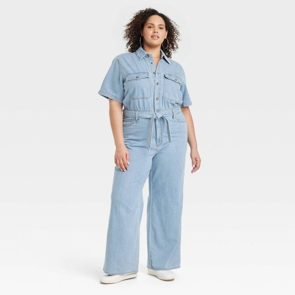 Women's Short Sleeve Jumpsuit - Universal Thread Light Wash 17